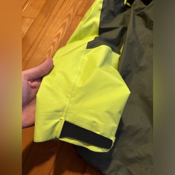 Tatsu/Spring Alpha Arcteryx ski severe conditions shell gortex jacket - Picture 6 of 11